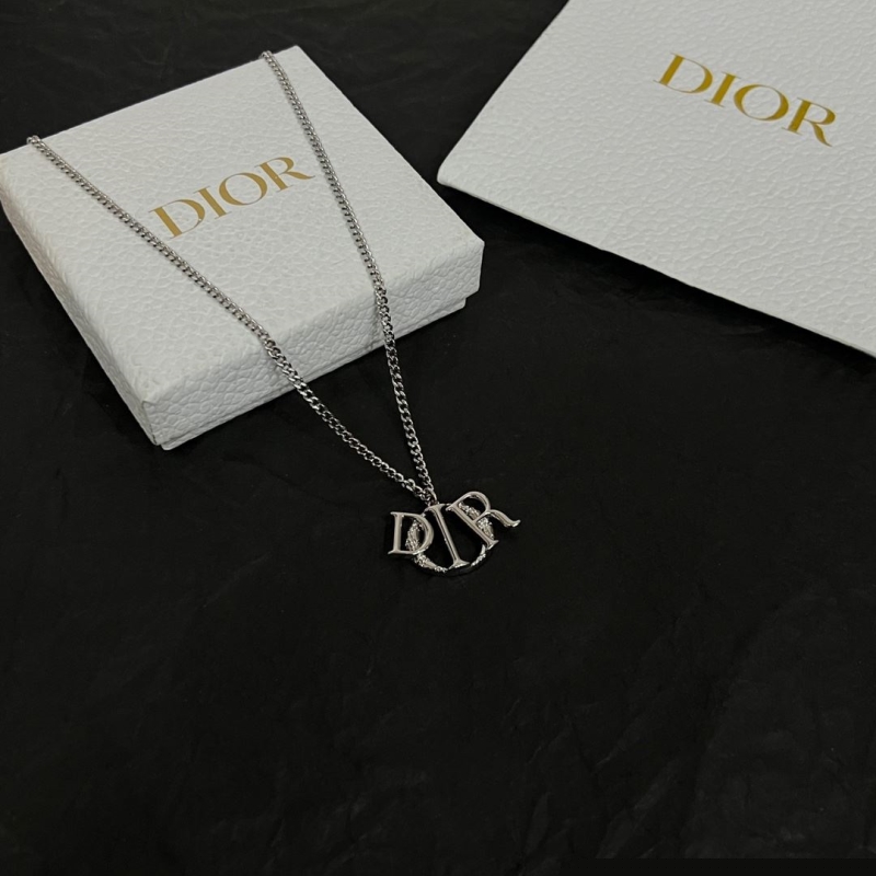 ch**an D*or necklaces